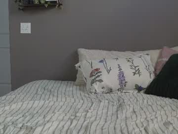 Stream thumbnail cumplaycouple