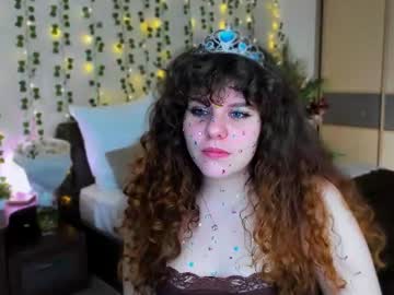 Stream thumbnail curlymagic