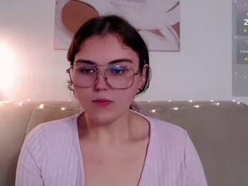 Stream thumbnail curvy_janie