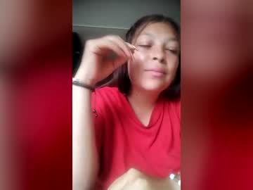 Stream thumbnail curvy_milen