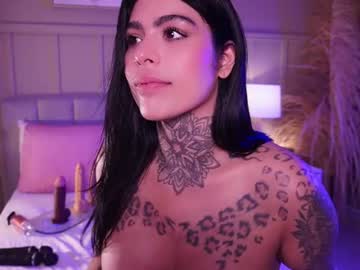 Stream thumbnail curvyliciouss