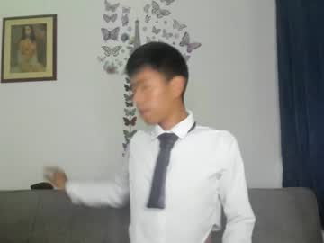 Stream thumbnail cute_horny_friends