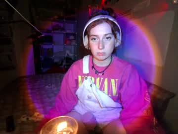 Stream thumbnail daddysdollhouse