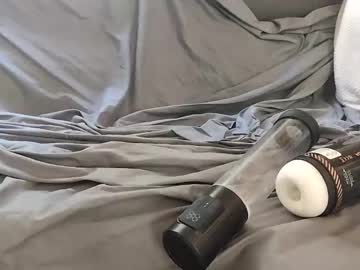 Stream thumbnail dailybizarre