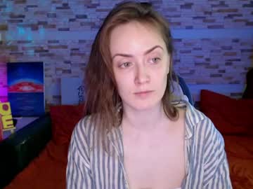 Stream thumbnail dalia_peachy