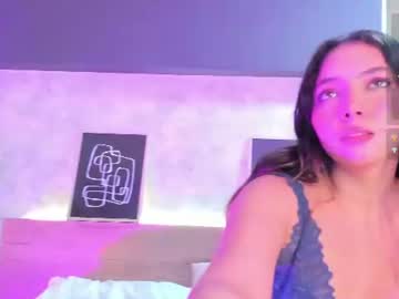 Stream thumbnail daniela_oliver