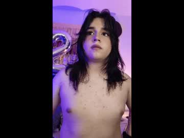 Stream thumbnail daniellesins__