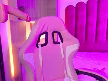 Stream thumbnail danika_dahl