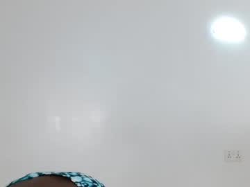 Stream thumbnail darkberry_ebony2