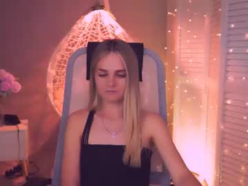 Stream thumbnail deboralarson