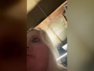 Stream thumbnail desireurlove