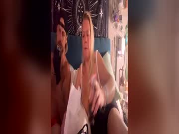 Stream thumbnail dickeddownsouth