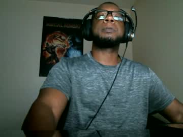 Stream thumbnail dickndesk