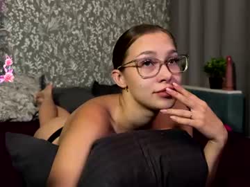 Stream thumbnail diniyeezya