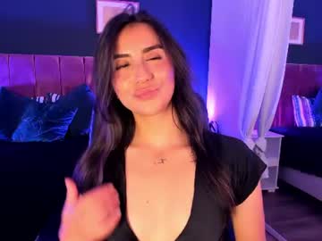 Stream thumbnail divine_honey