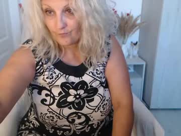 Stream thumbnail divineblond