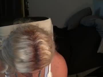 Stream thumbnail dollwithdepth