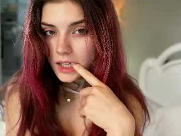 Stream thumbnail dolly_di