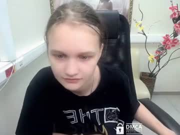 Stream thumbnail donnasia