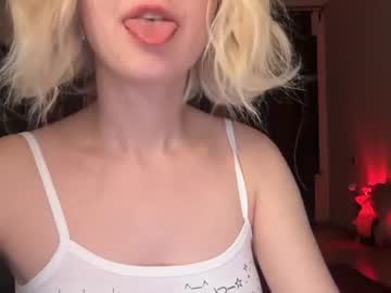 Stream thumbnail electric_woman