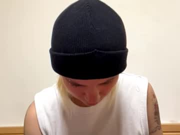 Stream thumbnail elenoretroccoli