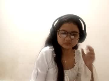 Stream thumbnail elisabethkapoor