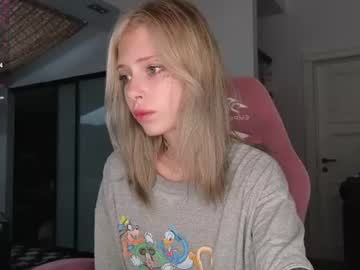 Stream thumbnail eliza_sadcat