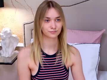 Stream thumbnail elizabethcash