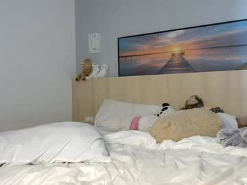Stream thumbnail ellamirax