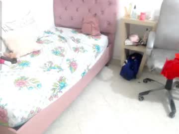 Stream thumbnail elly_willis