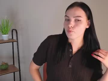 Stream thumbnail emelyholmes