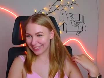 Stream thumbnail emilia_ilia