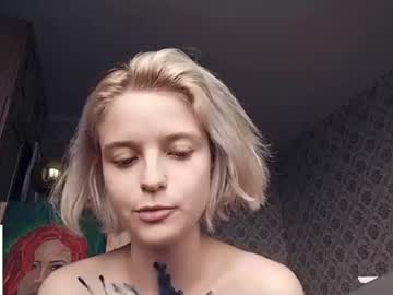 Stream thumbnail emiliastillwell