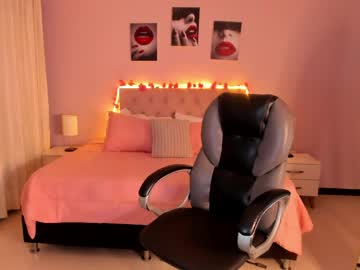 Stream thumbnail emily_warren__