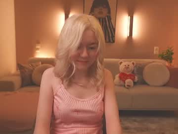 Stream thumbnail emma_rosiie
