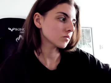 Stream thumbnail emmamon