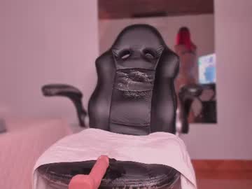 Stream thumbnail emmily_savage