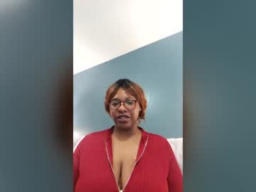 Stream thumbnail empress_ella