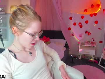 Stream thumbnail esme_runn