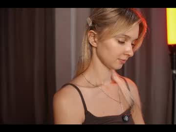 Stream thumbnail esmereal