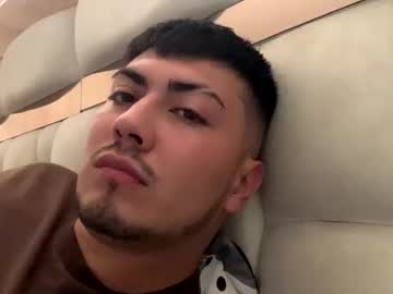 Stream thumbnail esteeban_