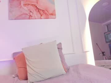 Stream thumbnail evaa_mills