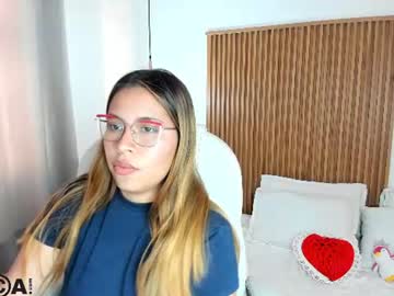Stream thumbnail evely_crosss