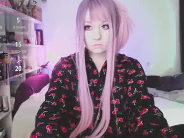 Stream thumbnail eviecuster