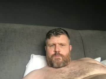 Stream thumbnail fin_dom_bear