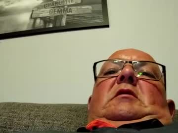 Stream thumbnail focusfuker