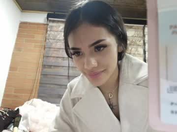 Stream thumbnail giovanna_oliveria