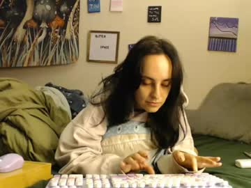 Stream thumbnail glitterspace