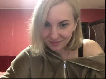 Stream thumbnail golden_kisss