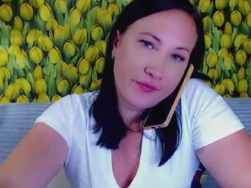 Stream thumbnail goldmoonn